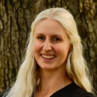 Dr. Rachel Shelangoski Dr. Rachel Shelangoski